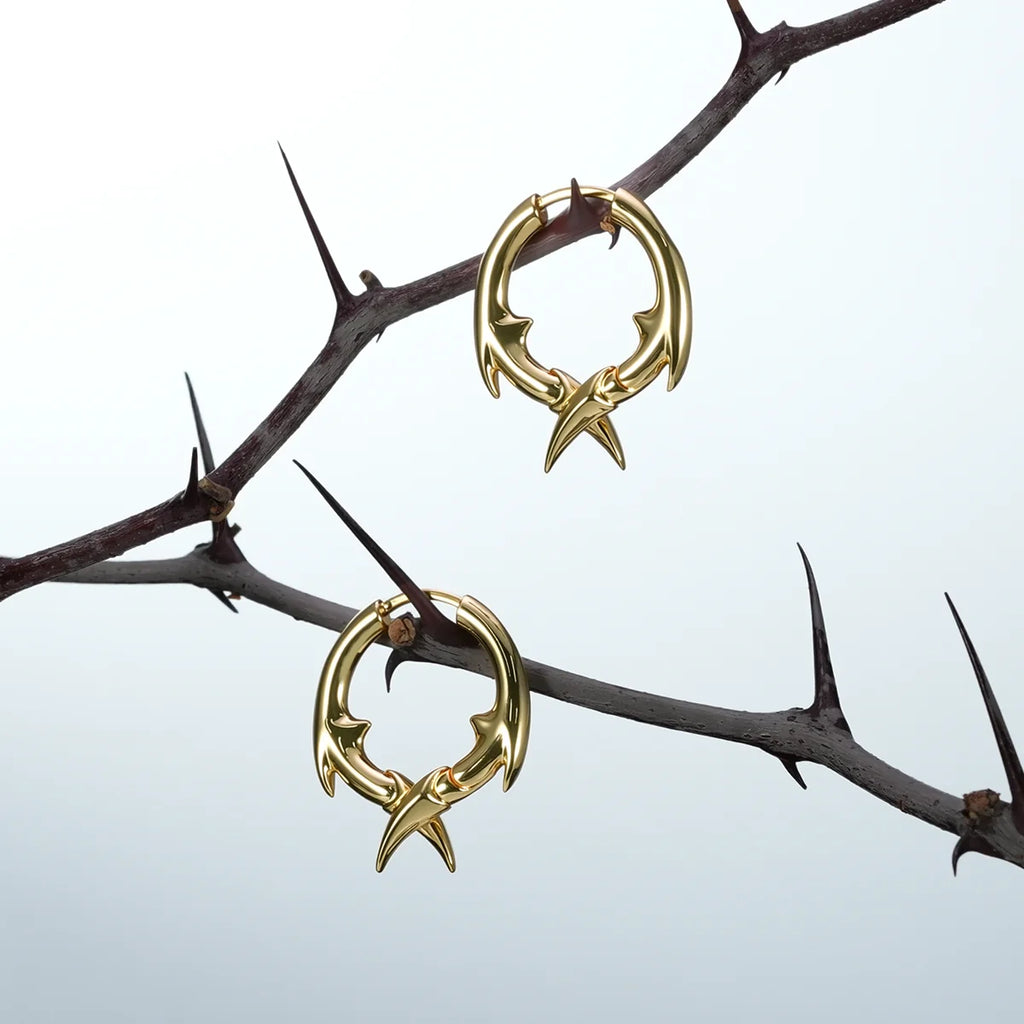 ABYSSAL FANG EARRINGS