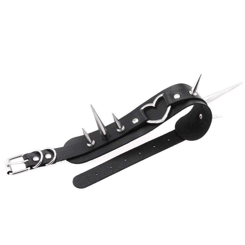 Long Spike Heart Choker