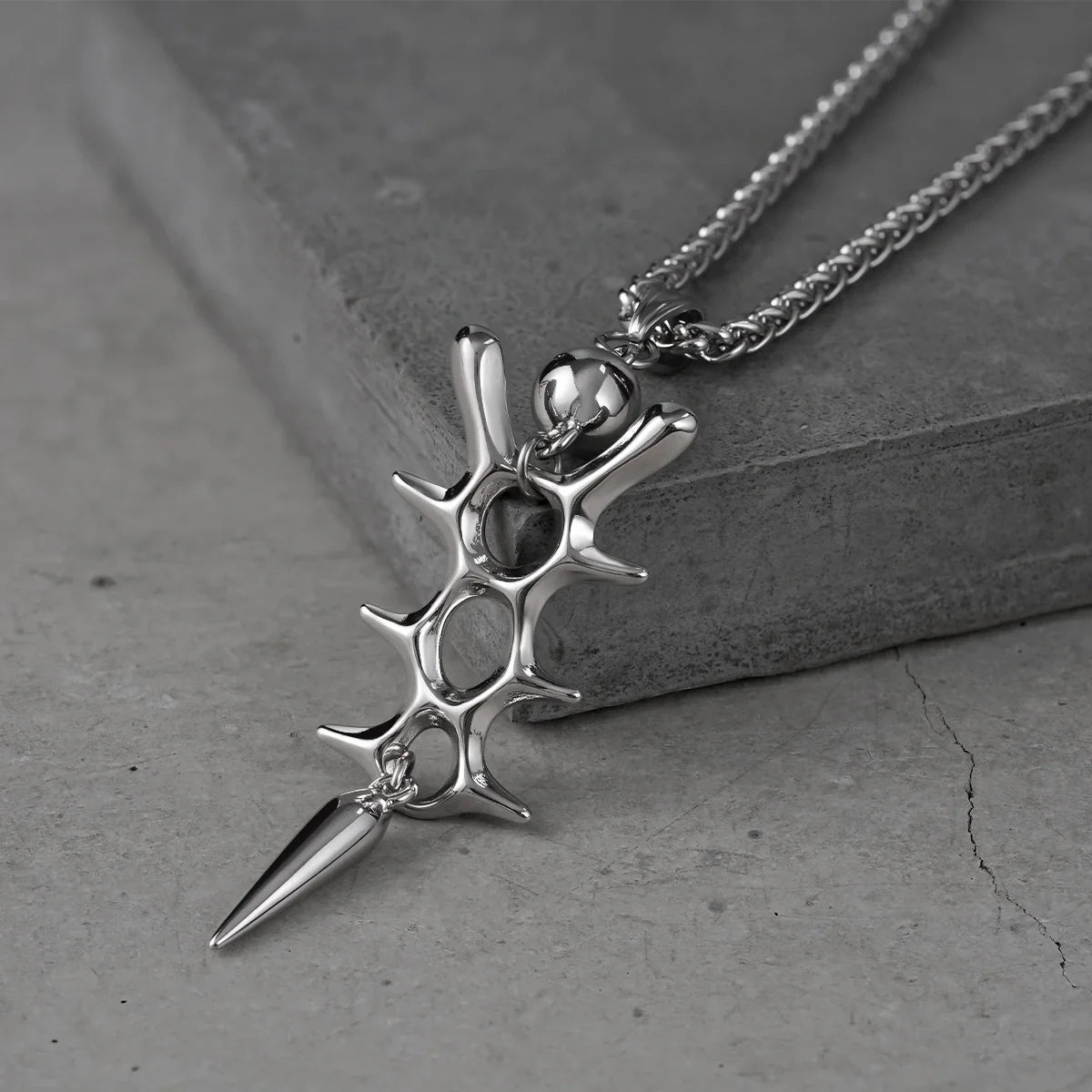 BIOMECH SPINE NECKLACE