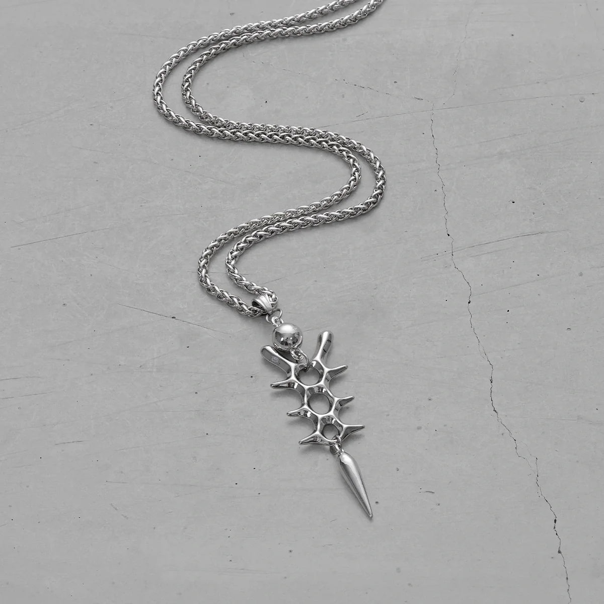 BIOMECH SPINE NECKLACE