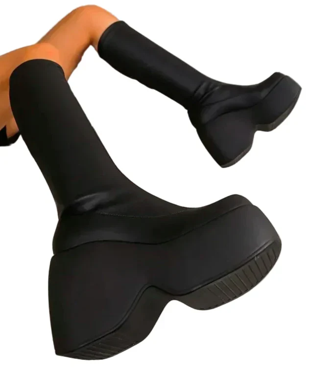 Oblivara Boots
