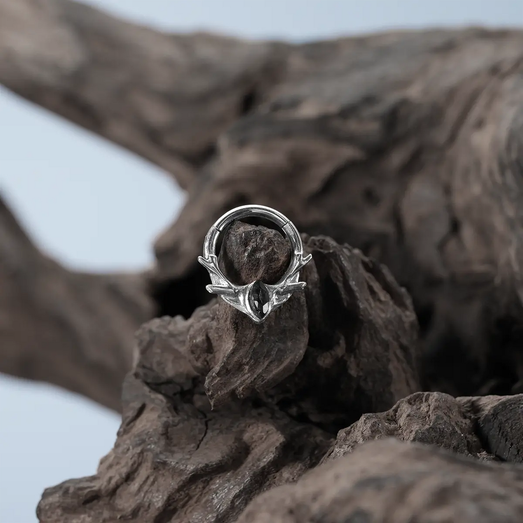 ANTLER MARK CLICKER  (SILVER-OBSIDIAN)