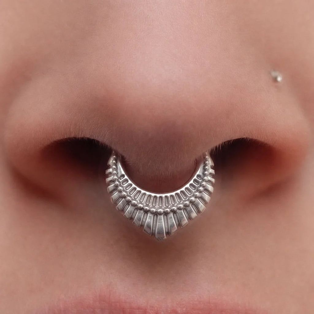 ARTISAN INSPIRED CLICKER