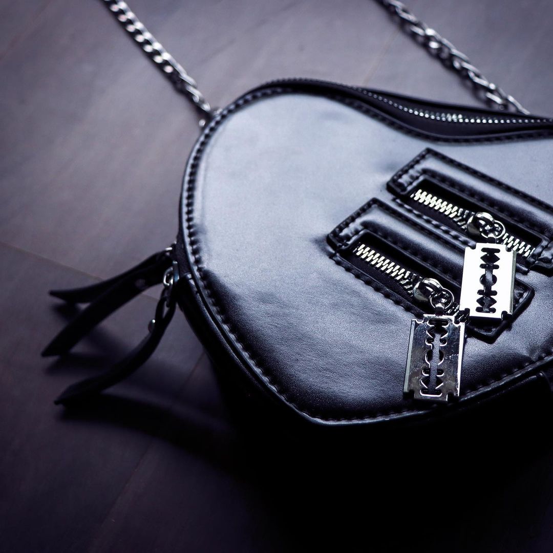 Blade Heart Hand Bag