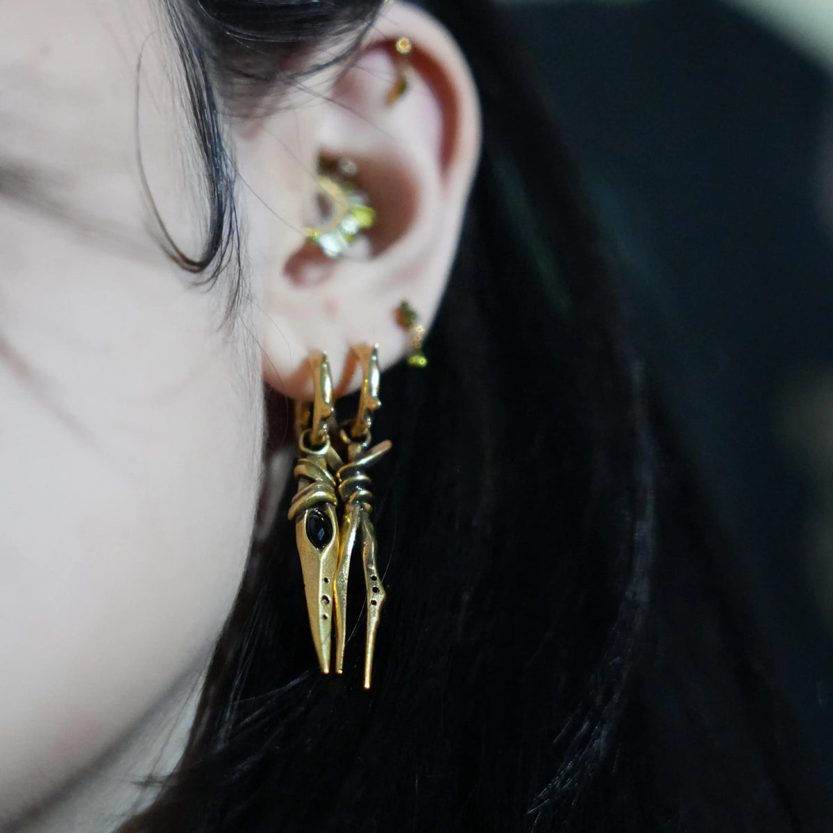 BOUND TWIN EARRINGS
