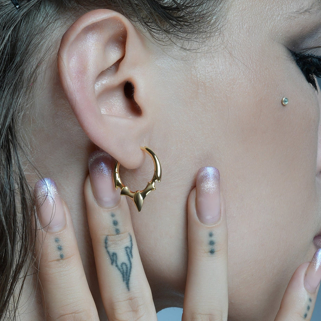 FANG CREST HOOP EARRINGS