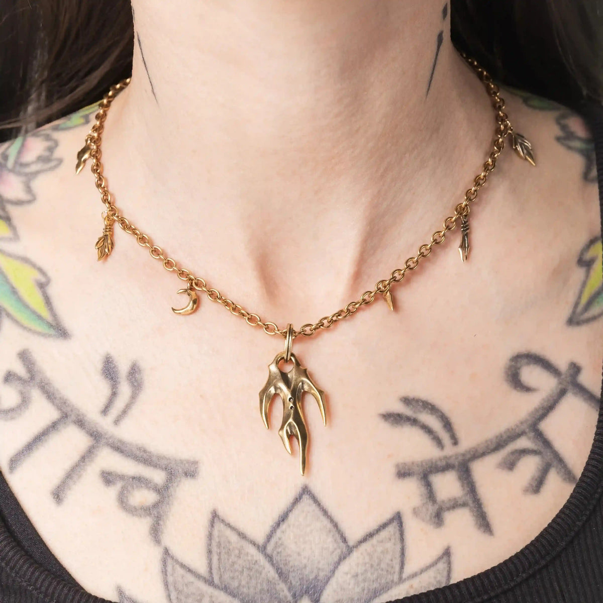 FERAL HUSK NECKLACE (SILVER)