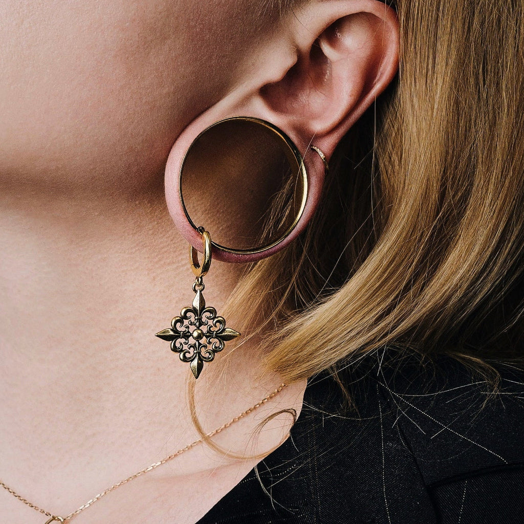FLEUR-DE-LIS ELEGANCE EARRINGS