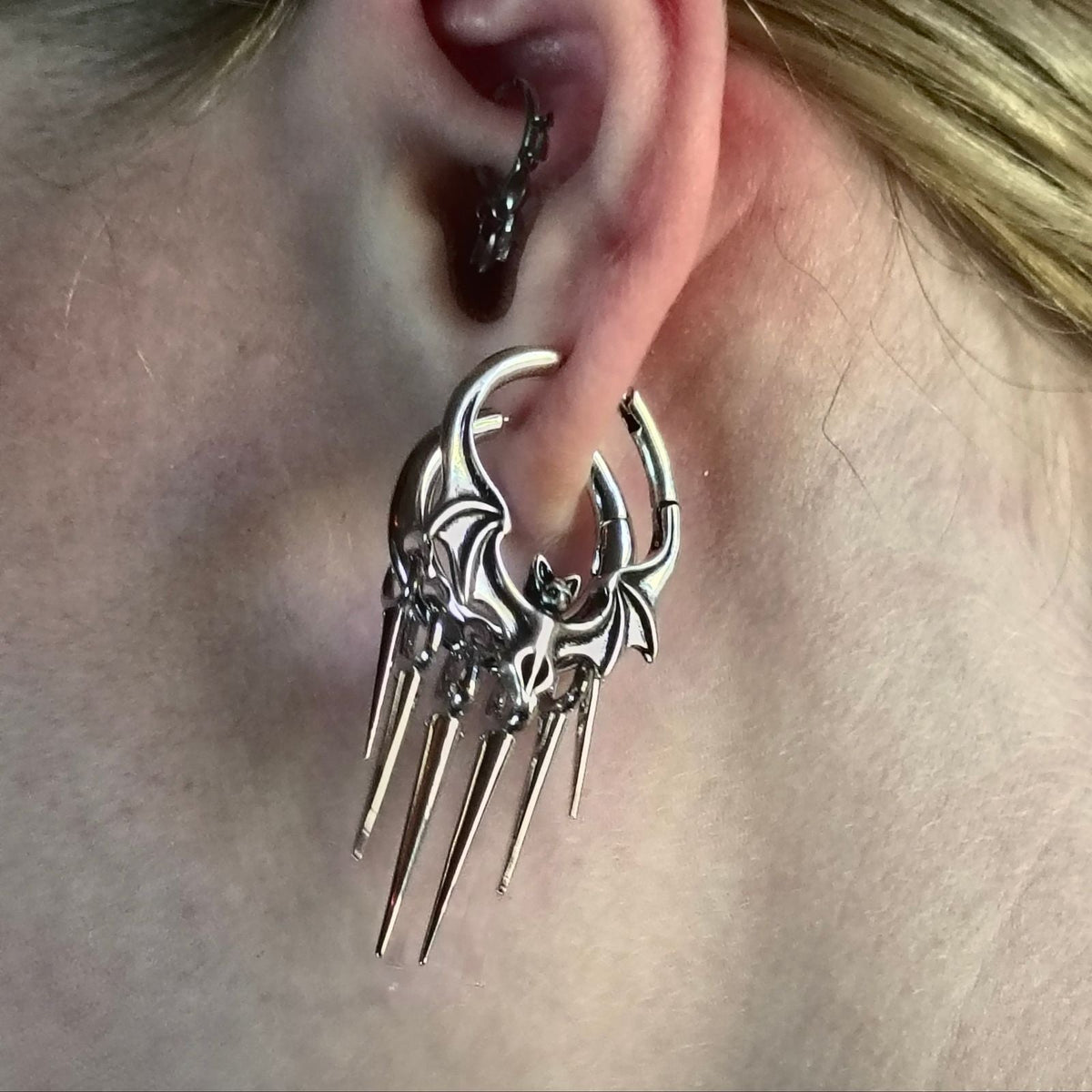GOTHIC BAT EARRINGS (925 SILVER)