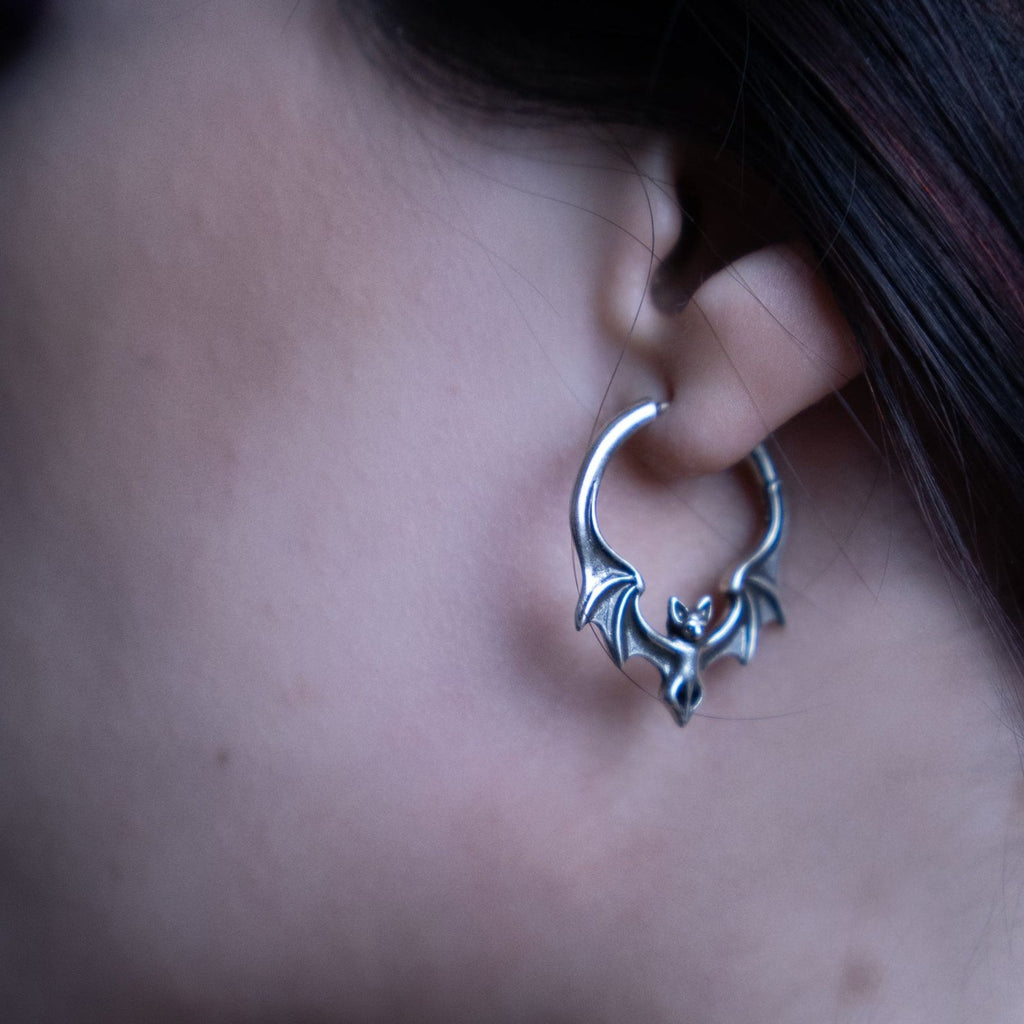 GOTHIC BAT EARRINGS (925 SILVER)