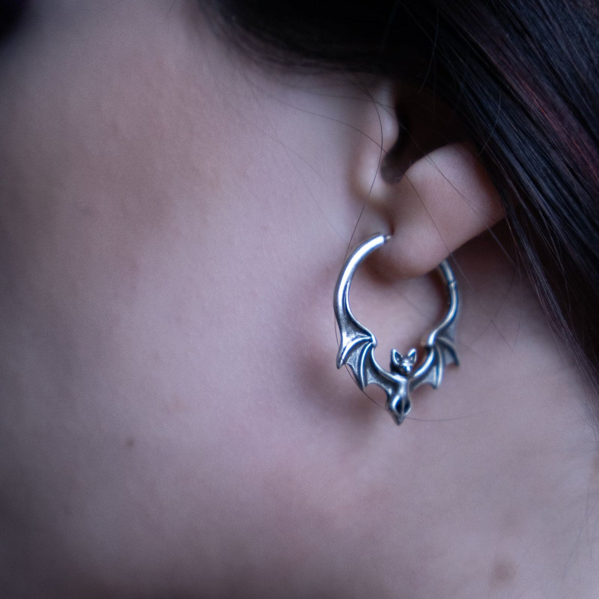 GOTHIC BAT EARRINGS (925 SILVER)