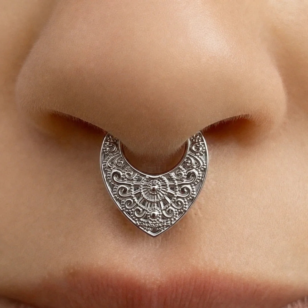 GOTHIC MANDALA CLICKER