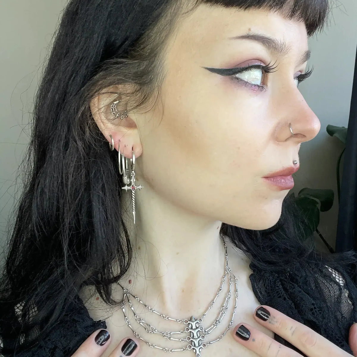 LONGINUS GODPIERCER EARRINGS (925 SILVER)