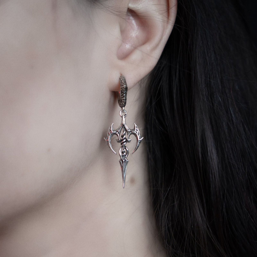 LONGINUS HALO PIERCER EARRINGS