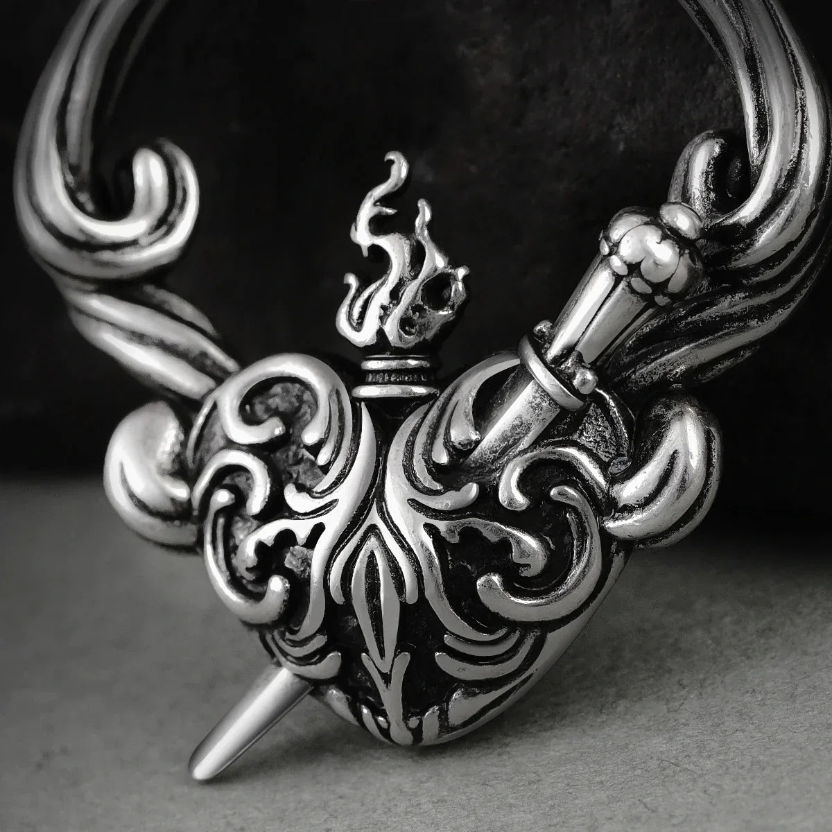 PASSIONATE HEART EARRINGS