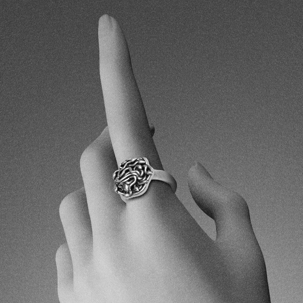 PETRIFIED GAZE RING