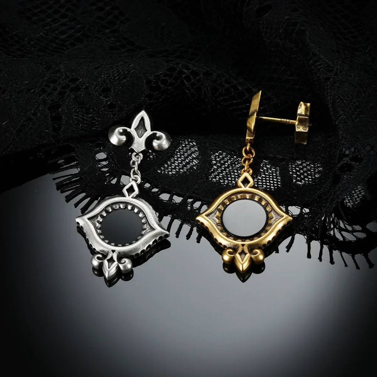 SILENT LENS EARRINGS