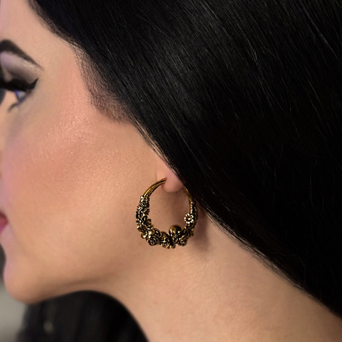 SKULL BLOSSOM EARRINGS
