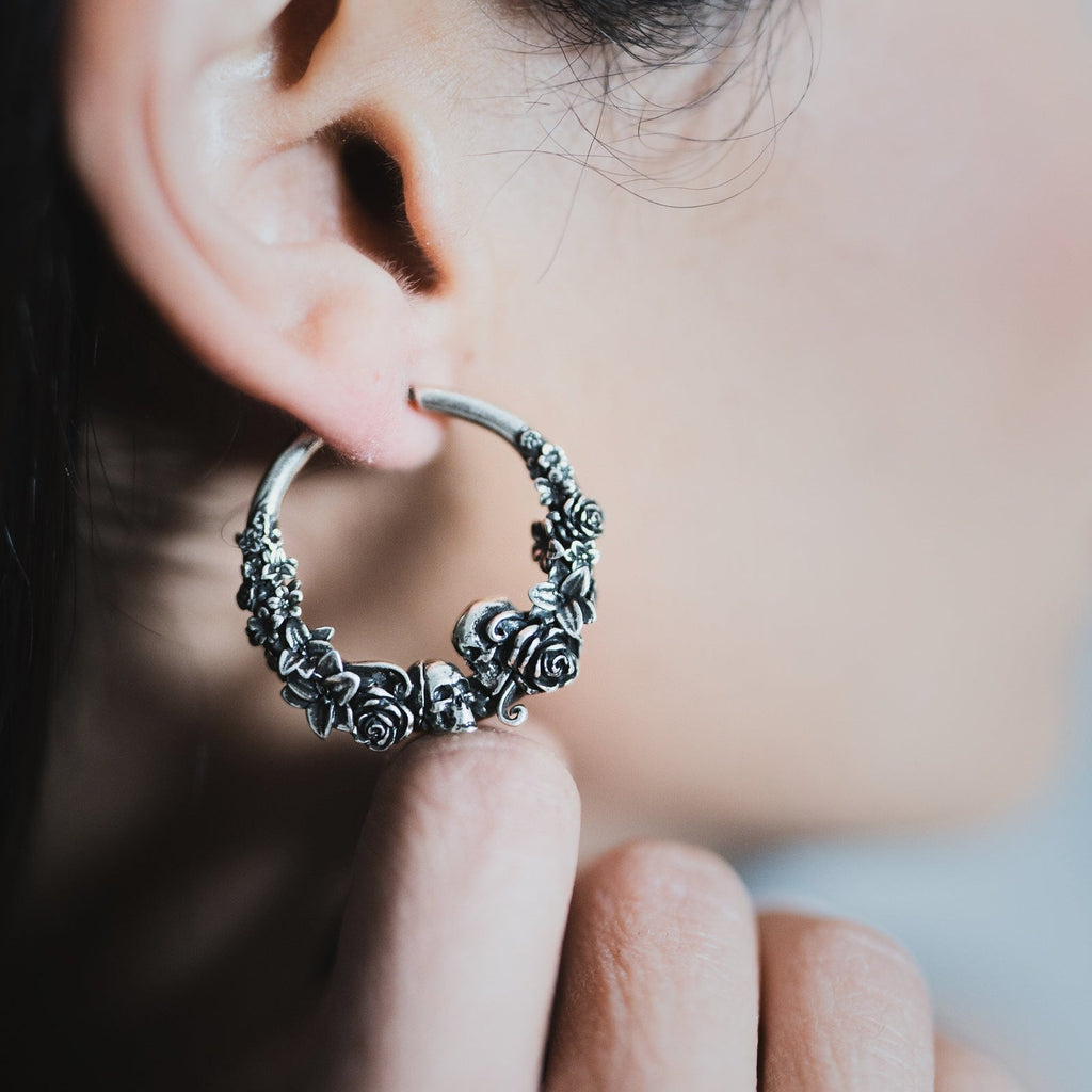 SKULL BLOSSOM EARRINGS