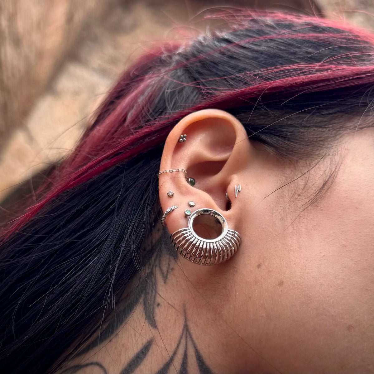 SYMMETRICAL RADIANCE TUNNELS