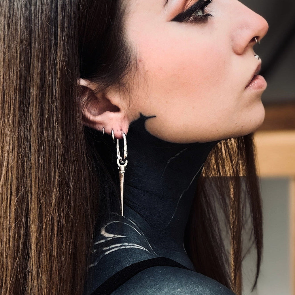 TAPERED EDGE EARRINGS