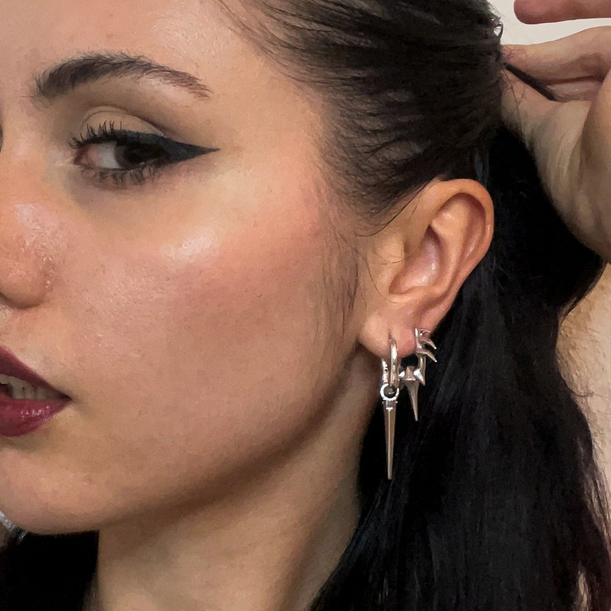 TAPERED EDGE EARRINGS