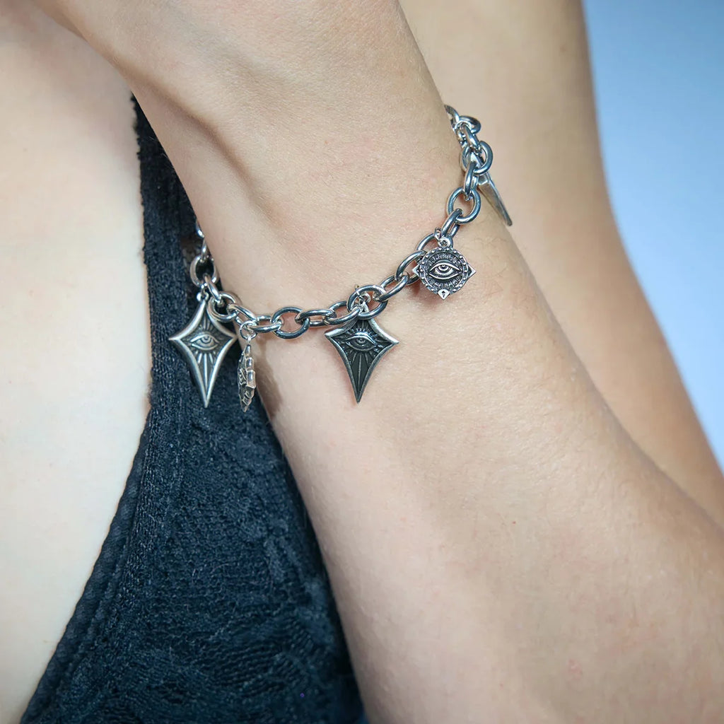 UNBLINKING PROCESSION BRACELET