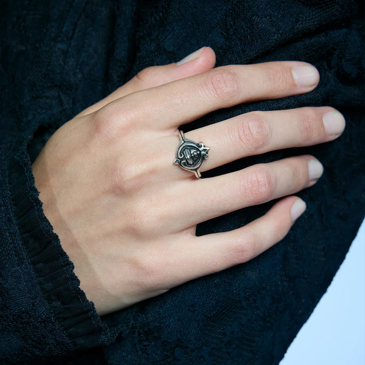 VEILED SEER RING
