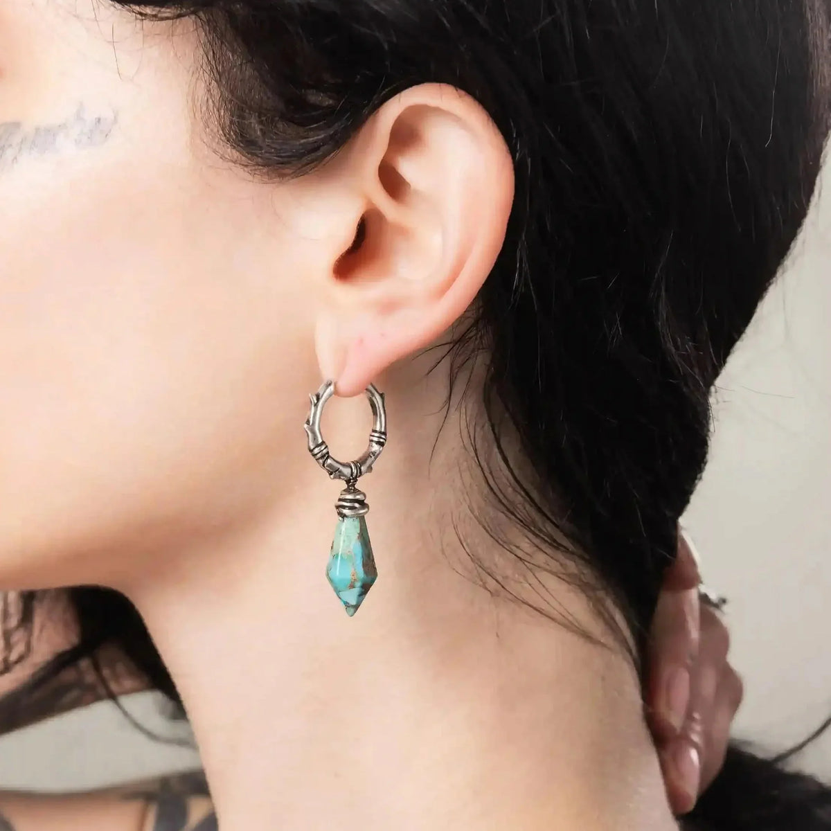 WRAPPED RELIC EARRINGS(SILVER-TURQUOISE)